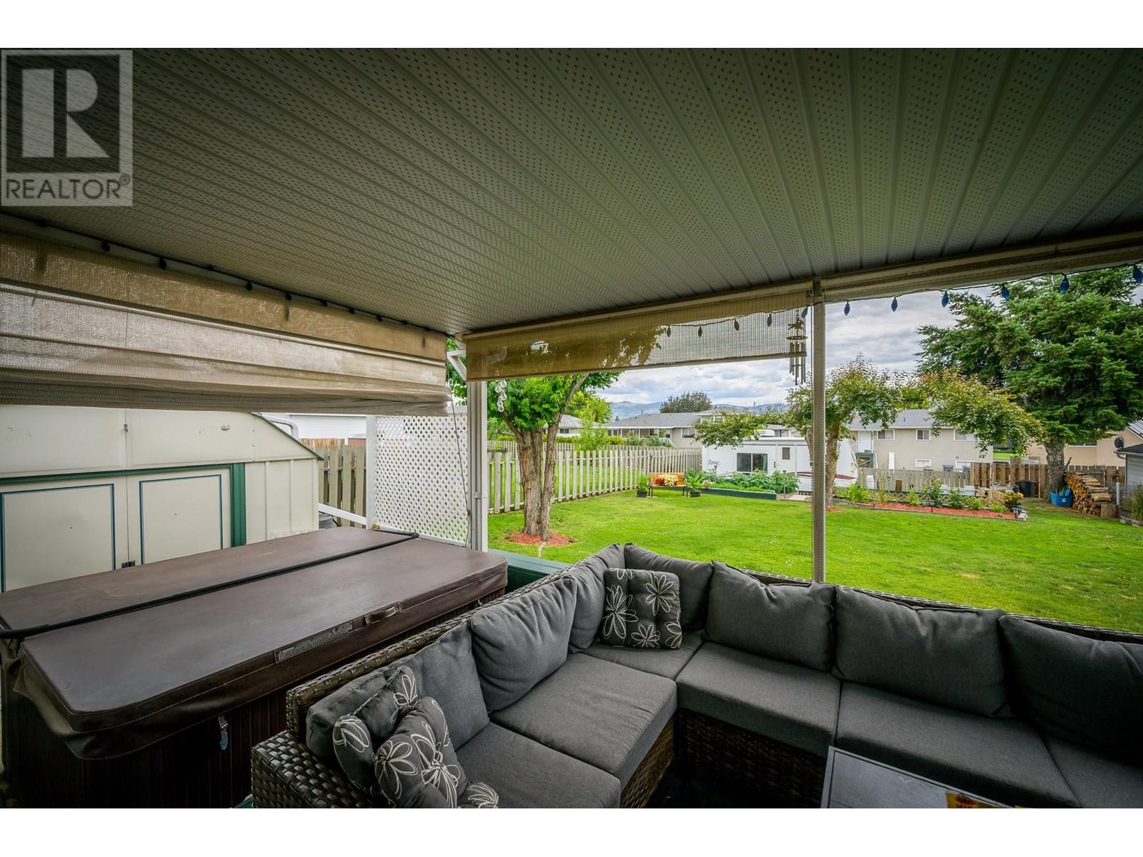 Photo 13 of 927 Cranbrook Place, Kamloops BC