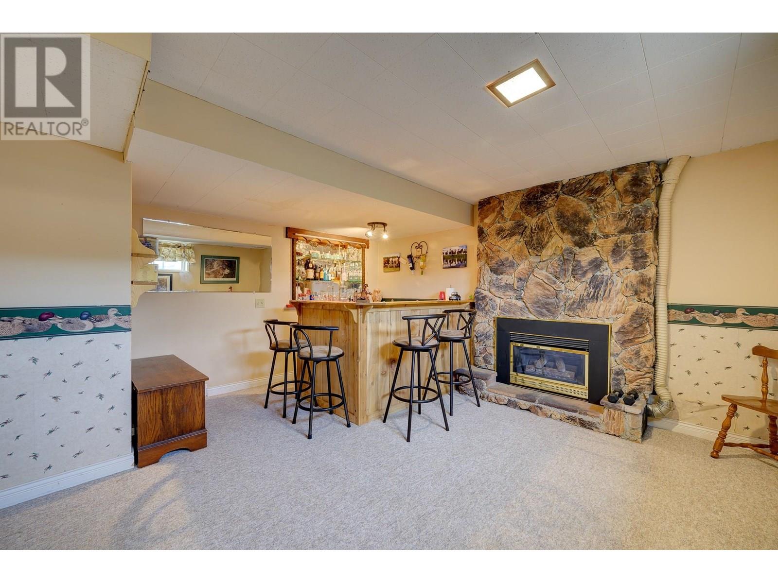 Photo 16 of 927 Cranbrook Place, Kamloops BC