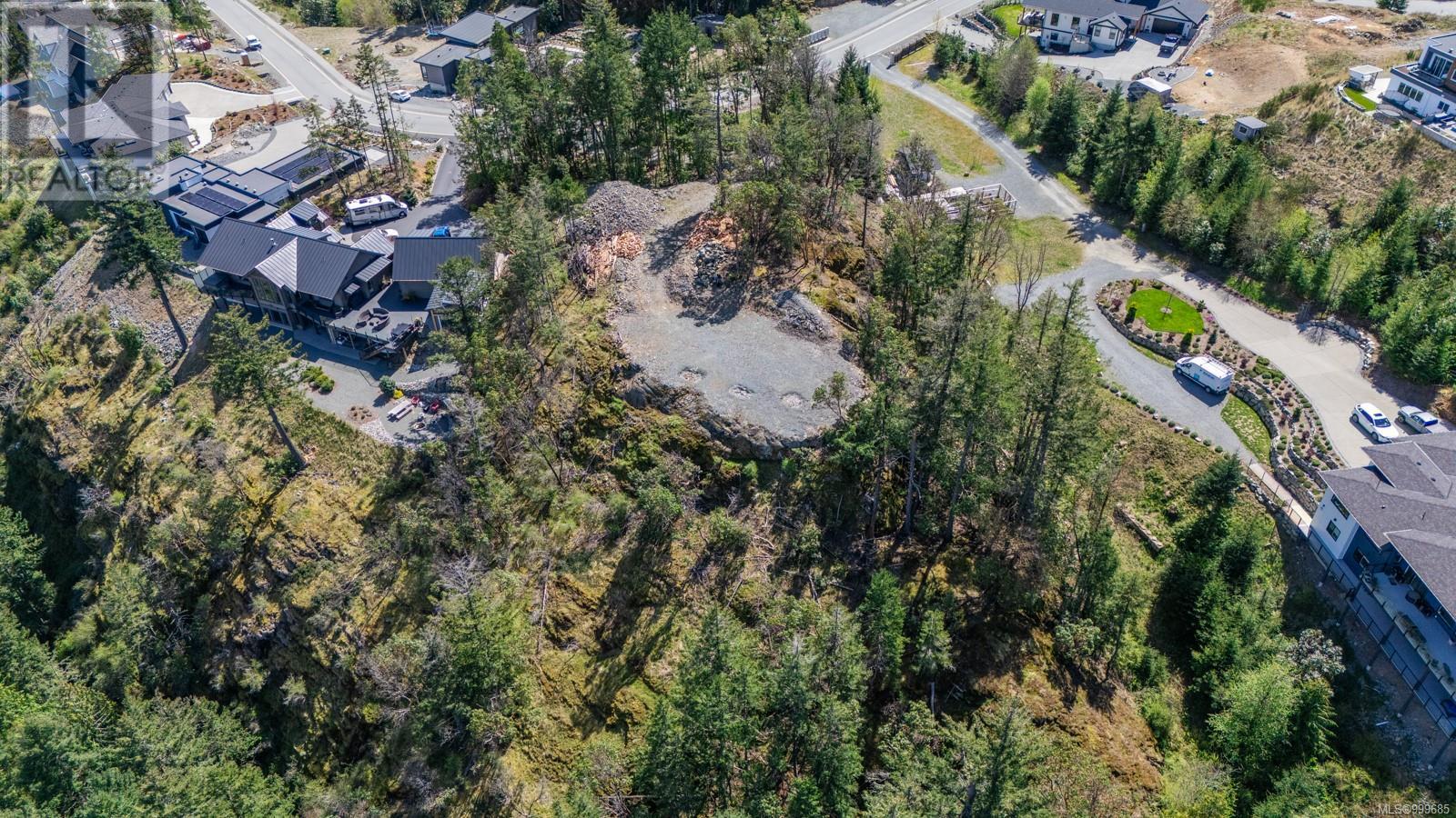 Photo 9 of 7468 High Ridge Cres, Lantzville BC