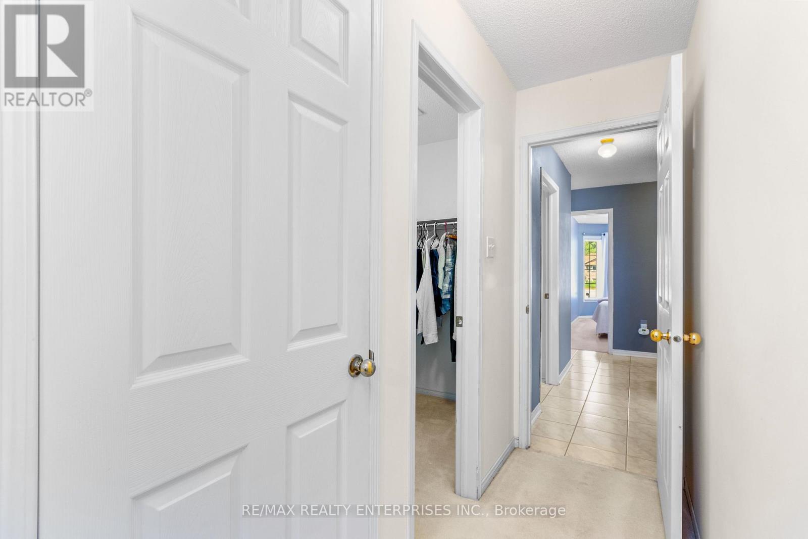 Photo 16 of 70 Downer Crescent, Wasaga Beach ON