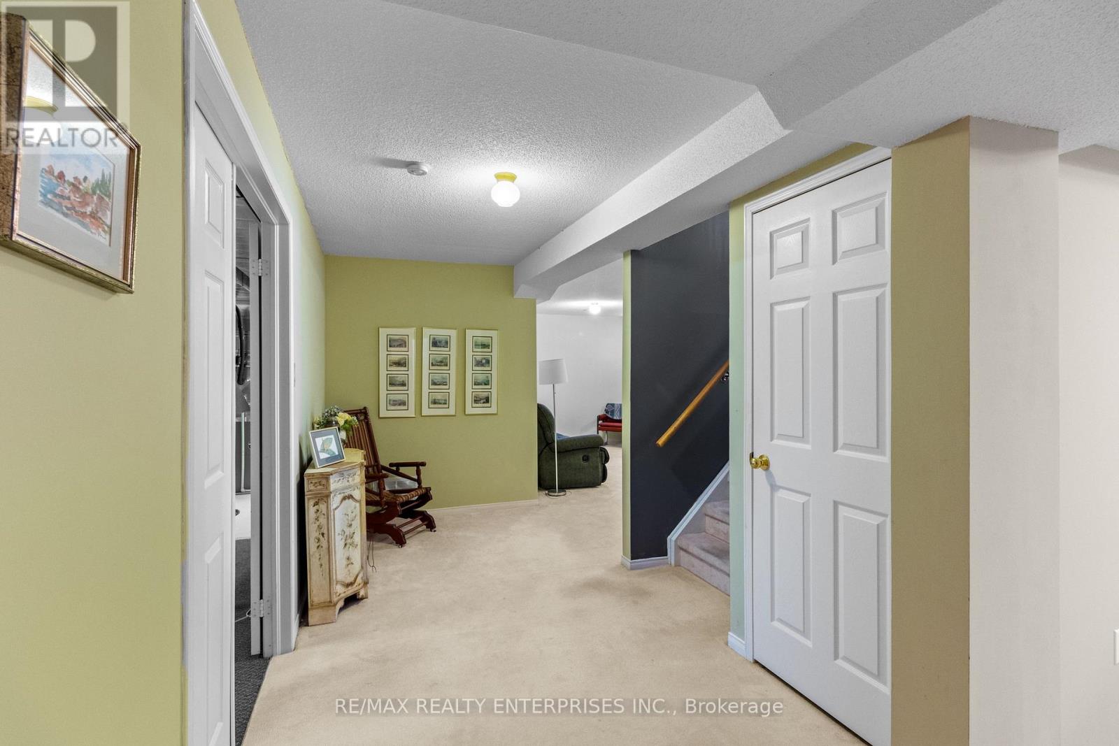 Photo 29 of 70 Downer Crescent, Wasaga Beach ON