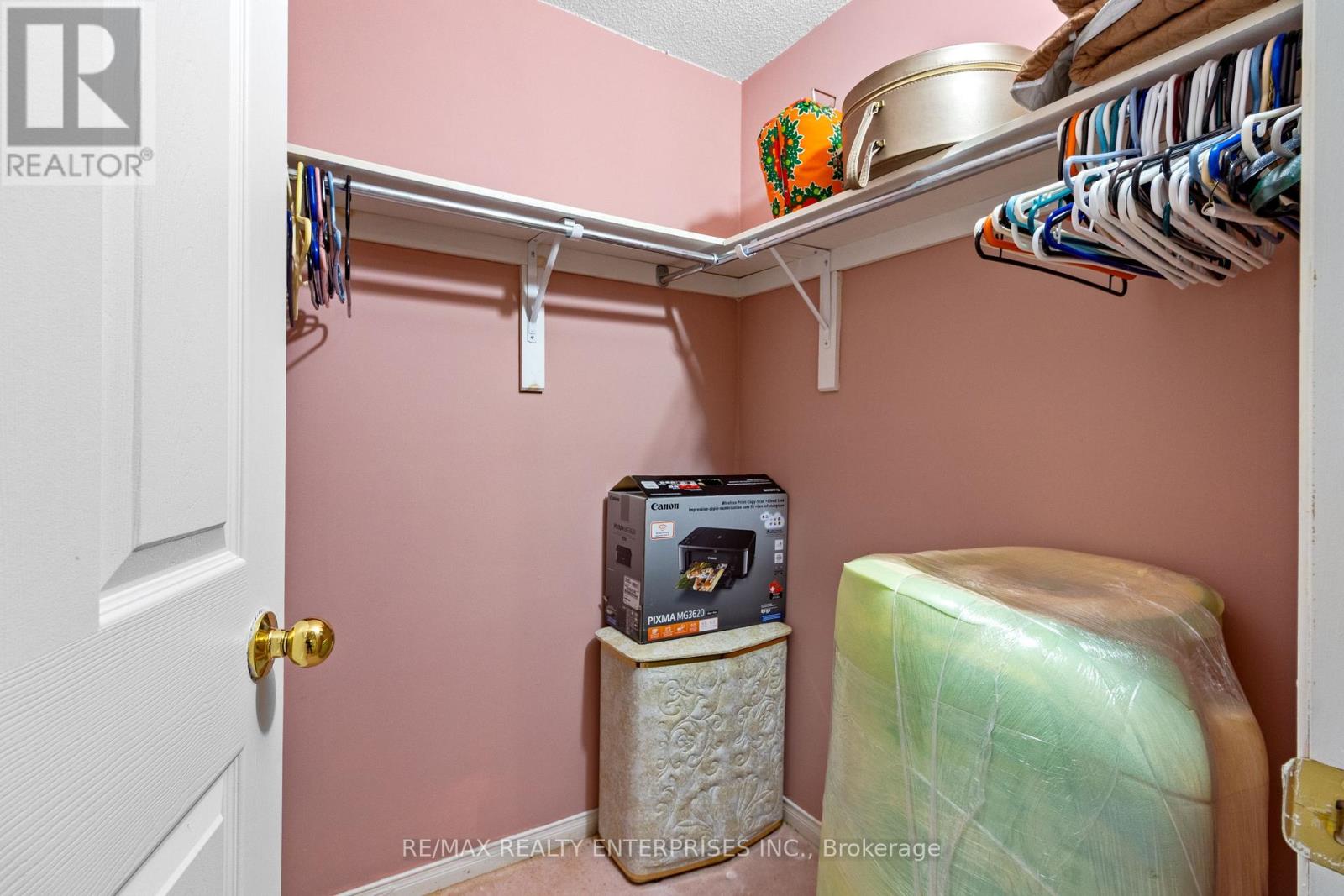 Photo 27 of 70 Downer Crescent, Wasaga Beach ON
