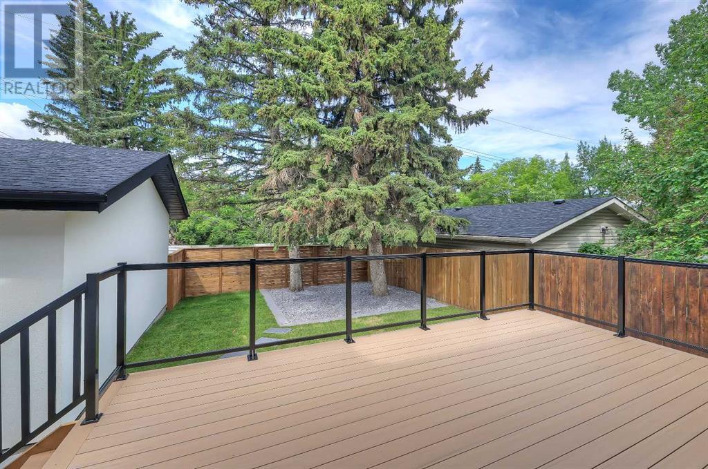 Single Family House Bungalow for Sale in  Green Ridge Road SW Glendale Calgary 