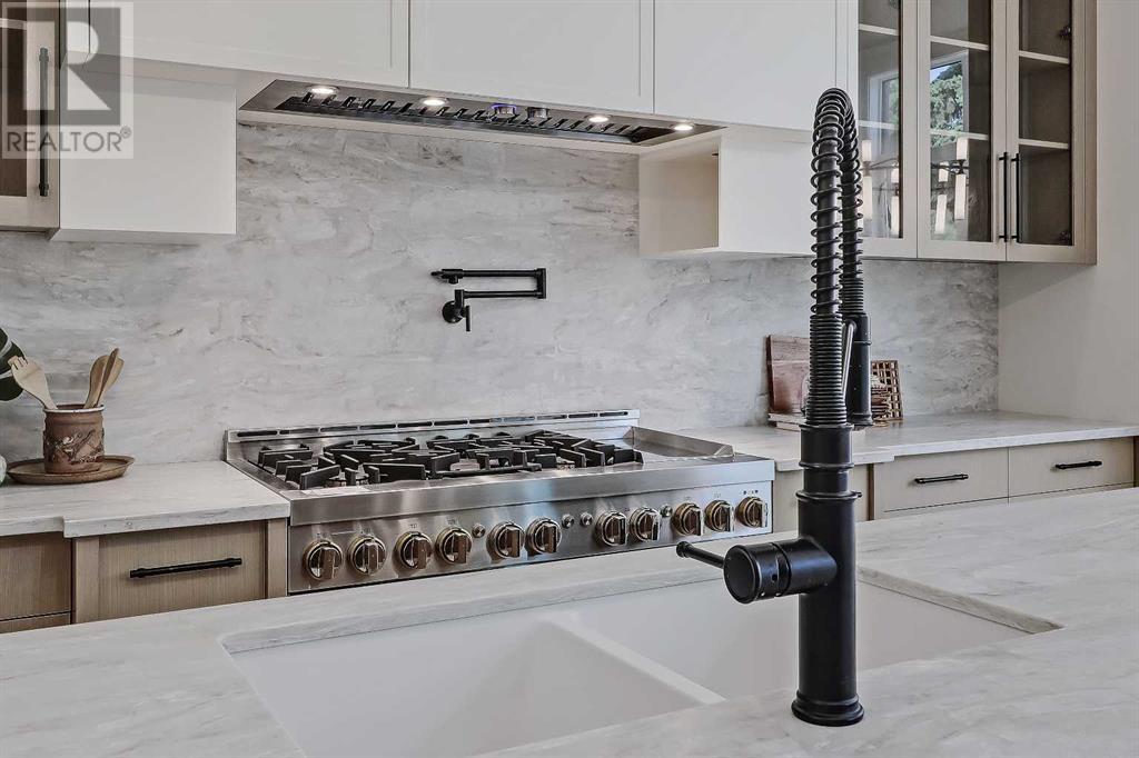 Single Family House Bungalow for Sale in  Green Ridge Road SW Glendale Calgary 