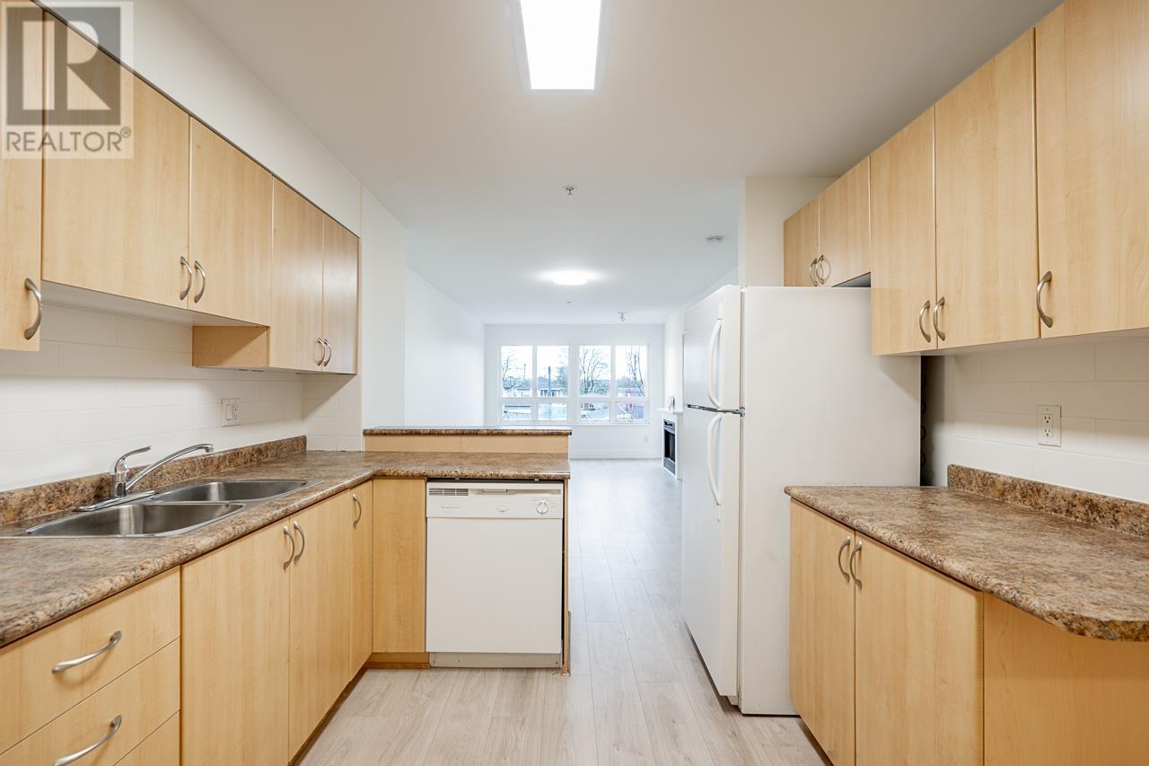 Photo 30 of 303 3423 E Hastings Street, Vancouver BC
