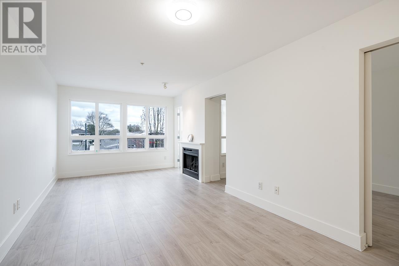 Photo 1 of 303 3423 E Hastings Street, Vancouver BC