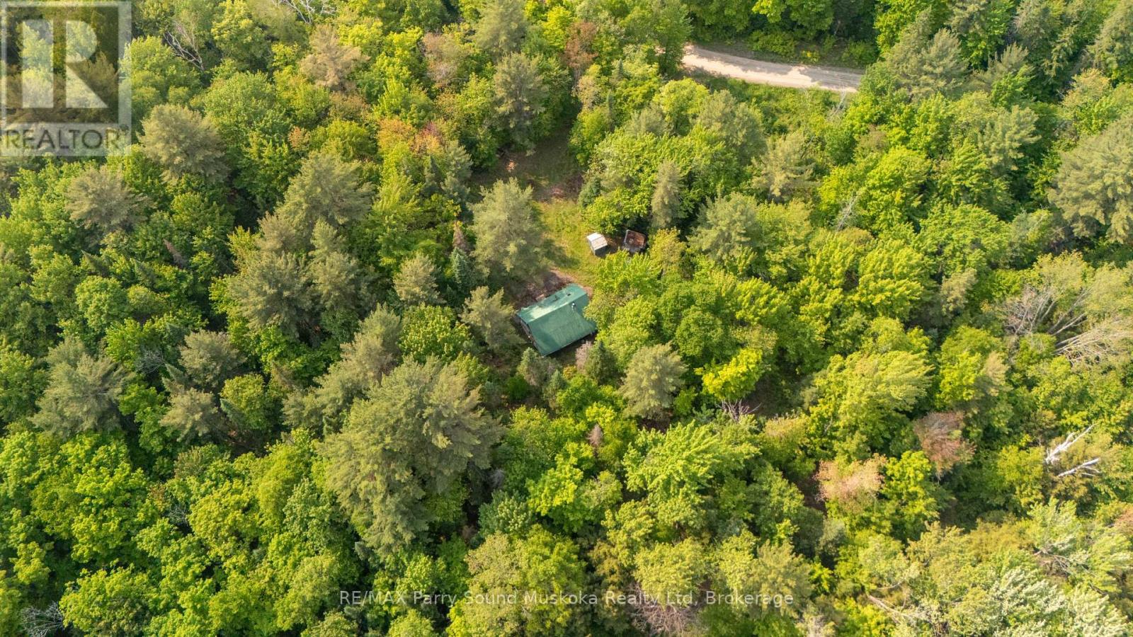 Photo 2 of 141 Middle Road, Mcmurrich Monteith ON