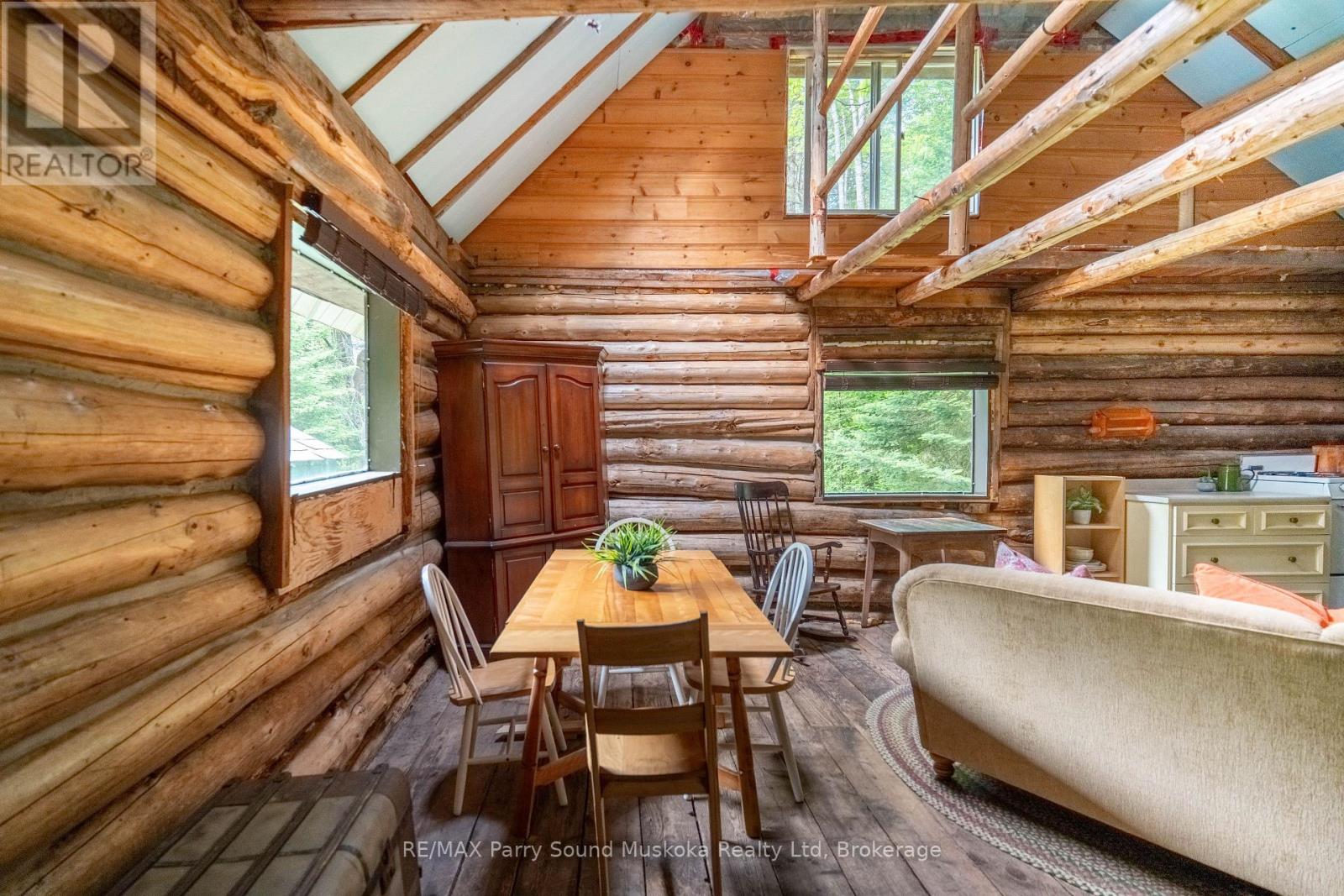 Photo 6 of 141 Middle Road, Mcmurrich Monteith ON