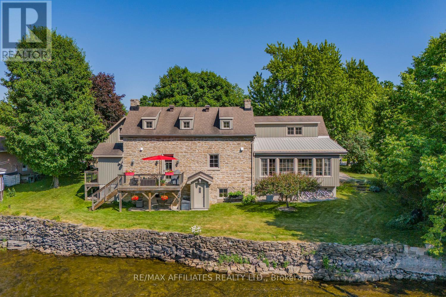 Photo 36 of 71 Mill Street, Carleton Place ON