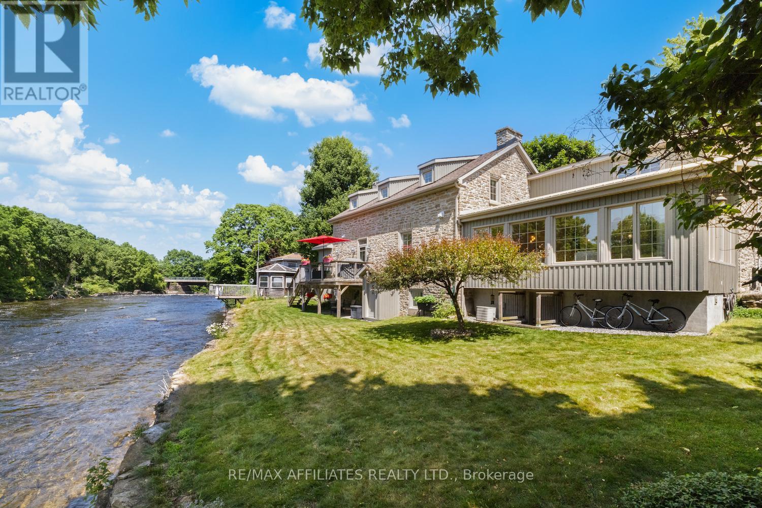 Photo 26 of 71 Mill Street, Carleton Place ON