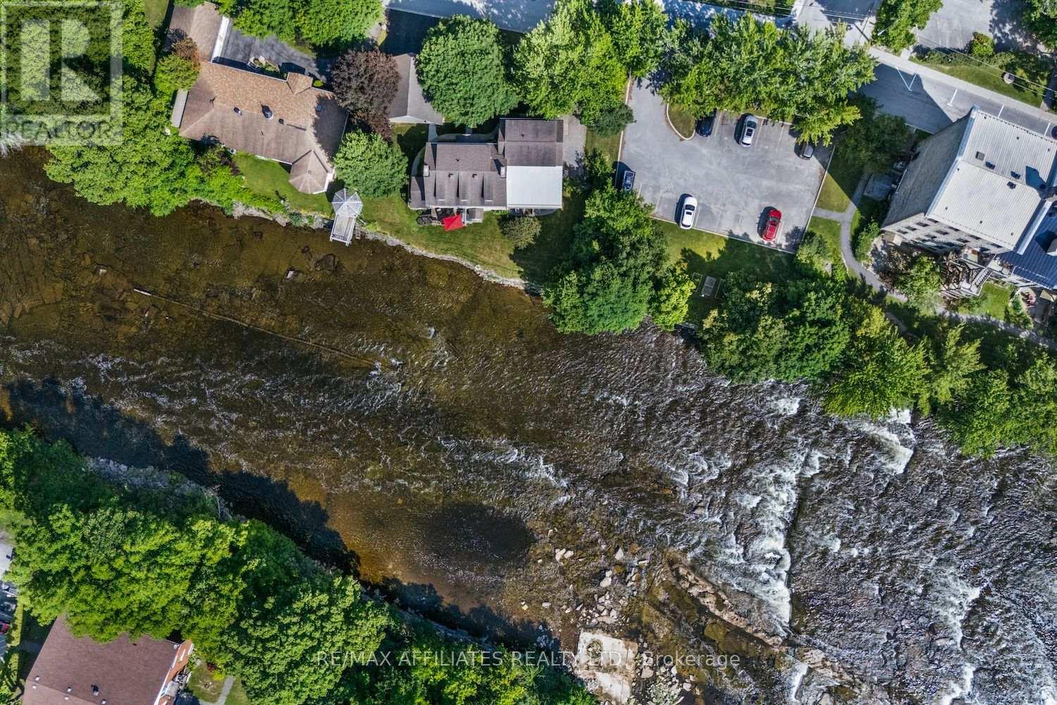 Photo 14 of 71 Mill Street, Carleton Place ON