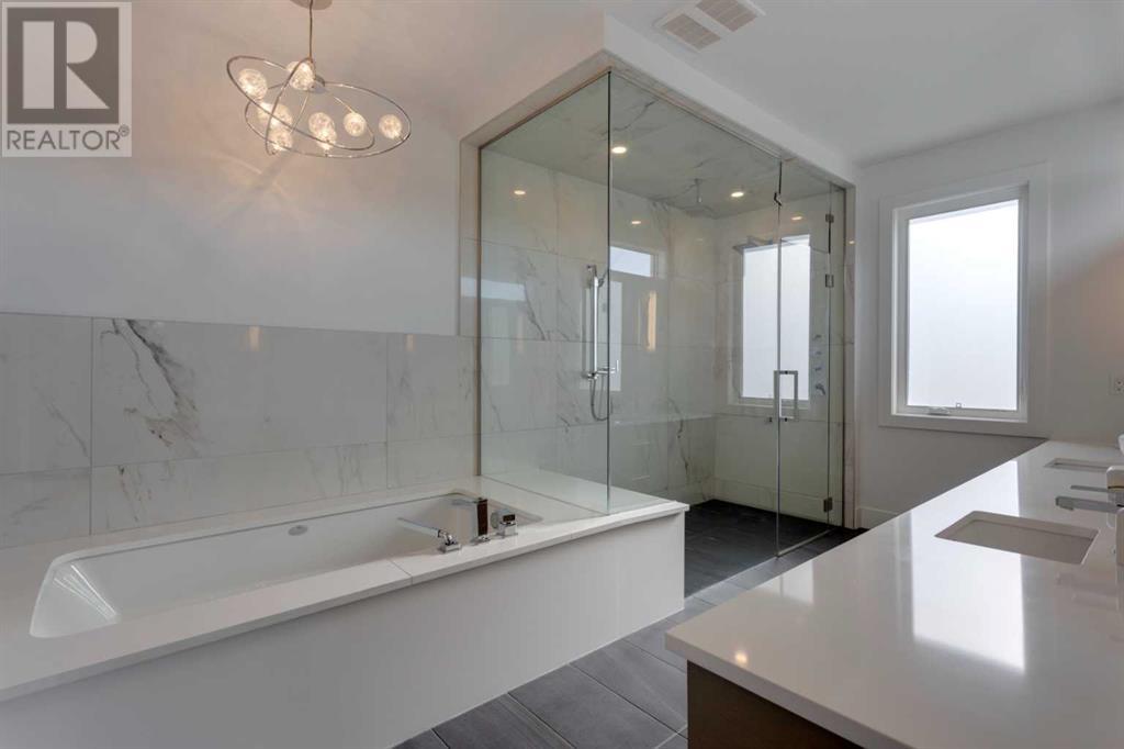 Single Family House for Sale in   Avenue NW West Hillhurst Calgary 