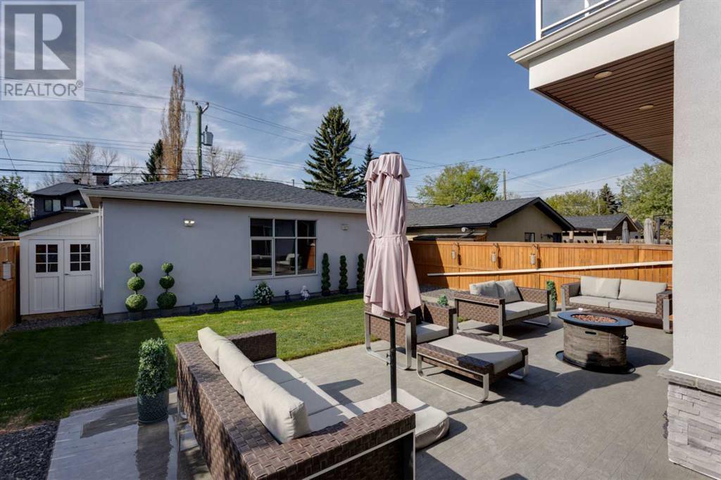Single Family House for Sale in   Avenue NW West Hillhurst Calgary 