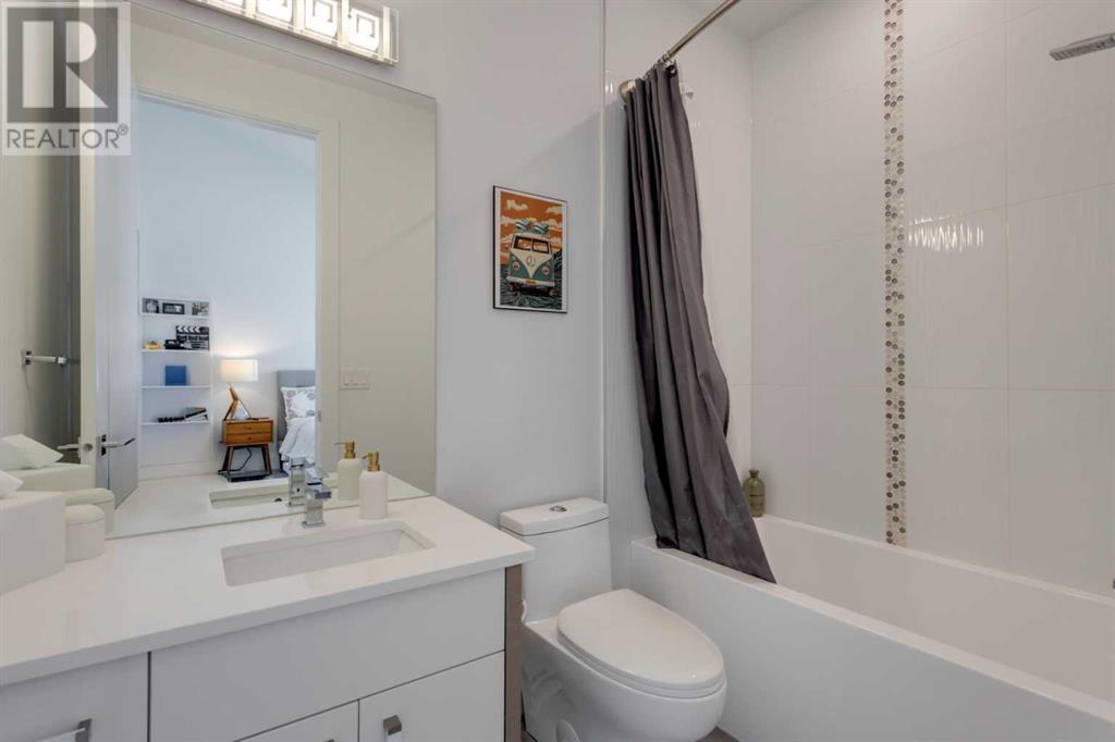 Single Family House for Sale in   Avenue NW West Hillhurst Calgary 