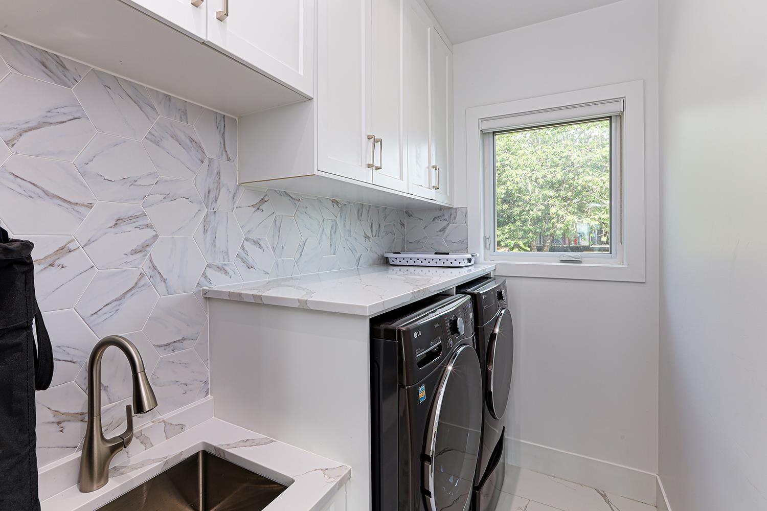 Photo 34 of 5920 181 Street, Surrey BC