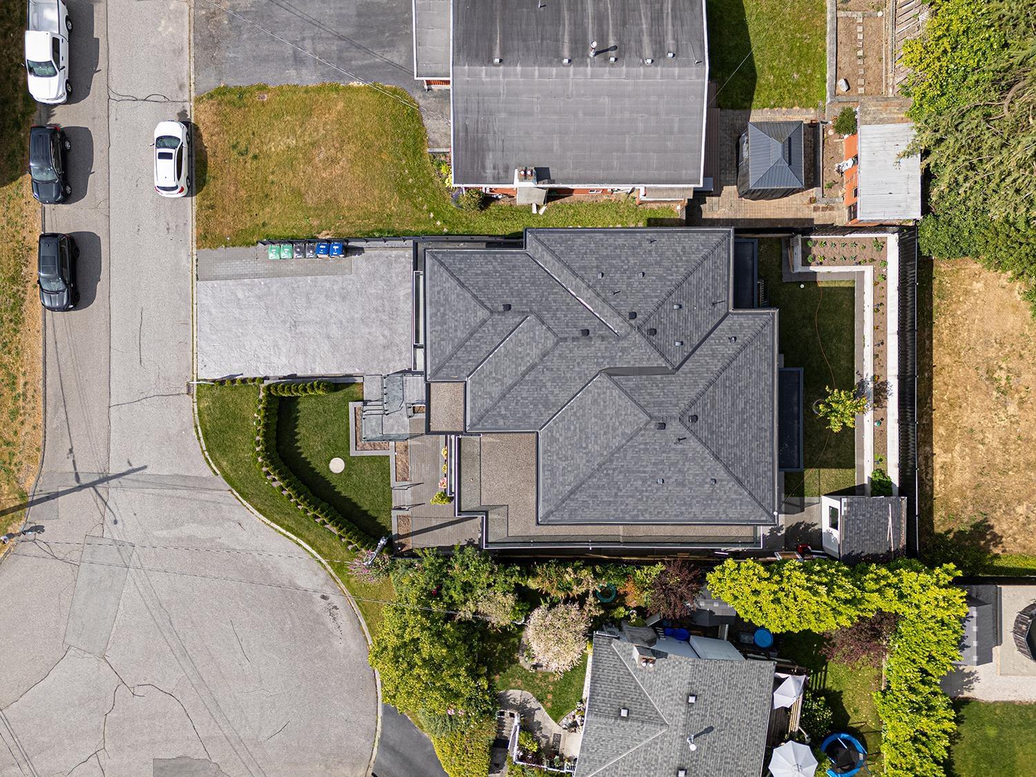Photo 4 of 5920 181 Street, Surrey BC