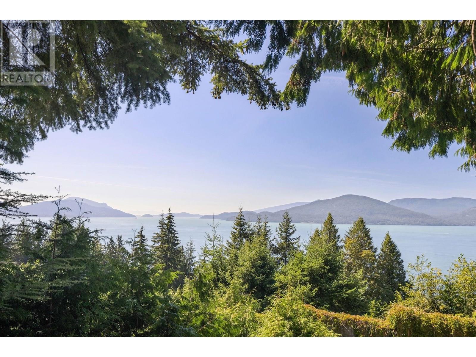 Photo 1 of 330 Bayview Road, Lions Bay BC