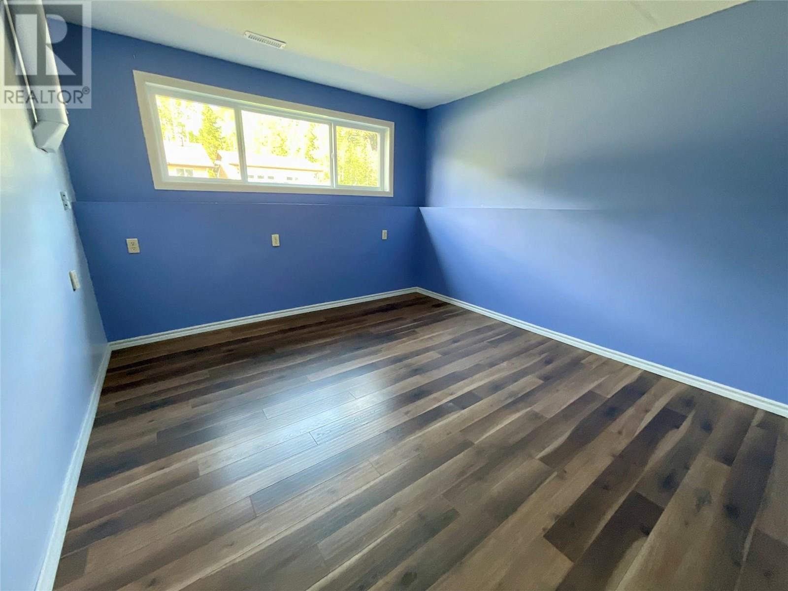 Photo 22 of 103 Hambrook Lane, Tumbler Ridge BC