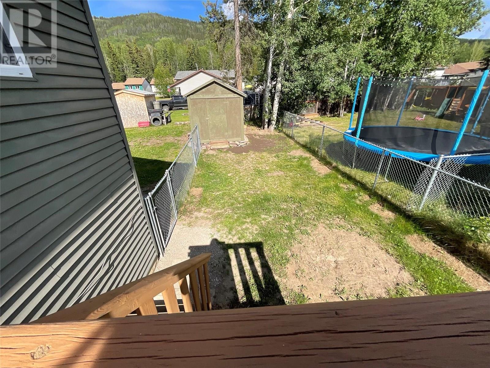 Photo 31 of 103 Hambrook Lane, Tumbler Ridge BC