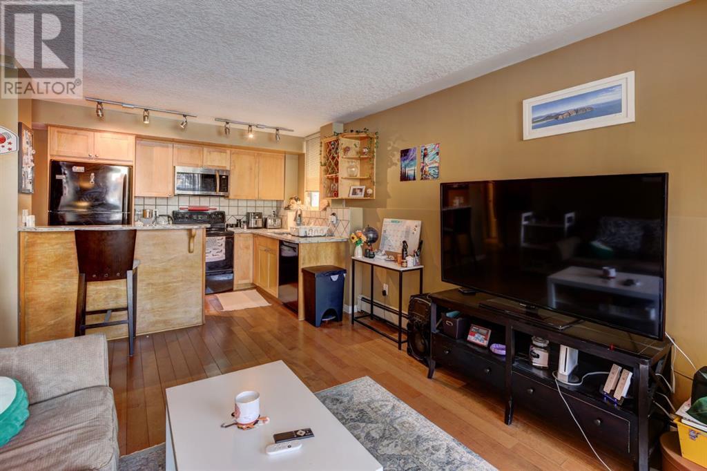 Single Family House for Sale in   Cameron Avenue SW Lower Mount Royal Calgary 