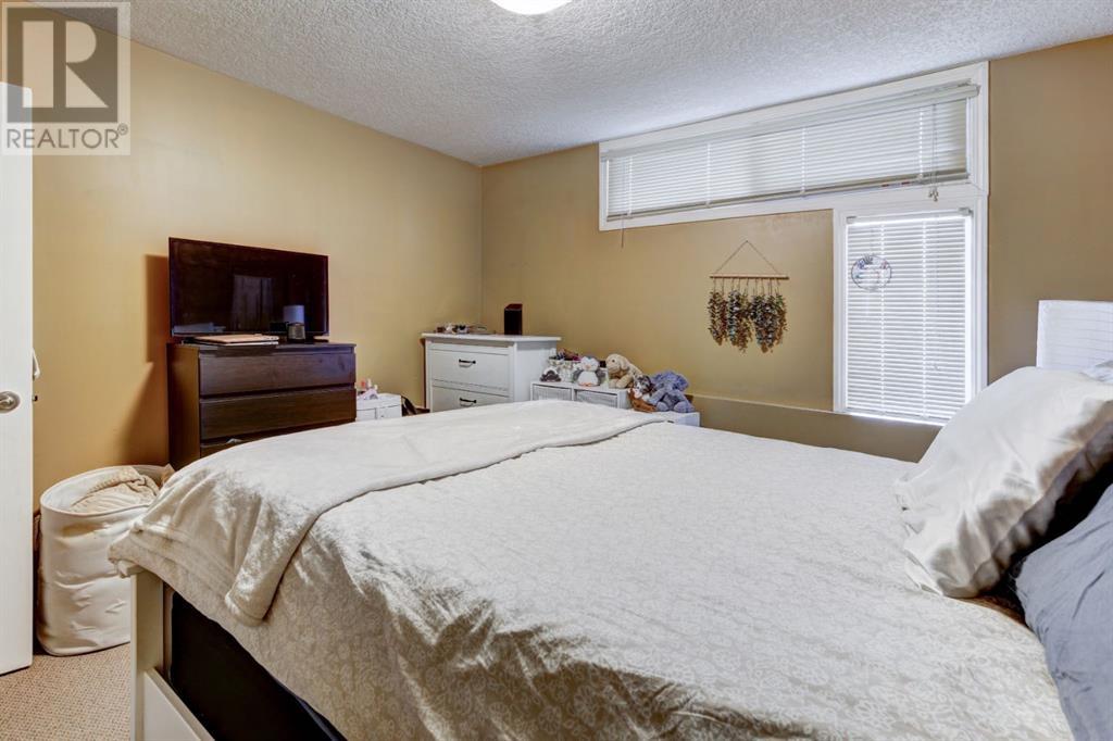 Single Family House for Sale in   Cameron Avenue SW Lower Mount Royal Calgary 