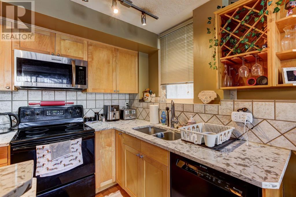Single Family House for Sale in   Cameron Avenue SW Lower Mount Royal Calgary 