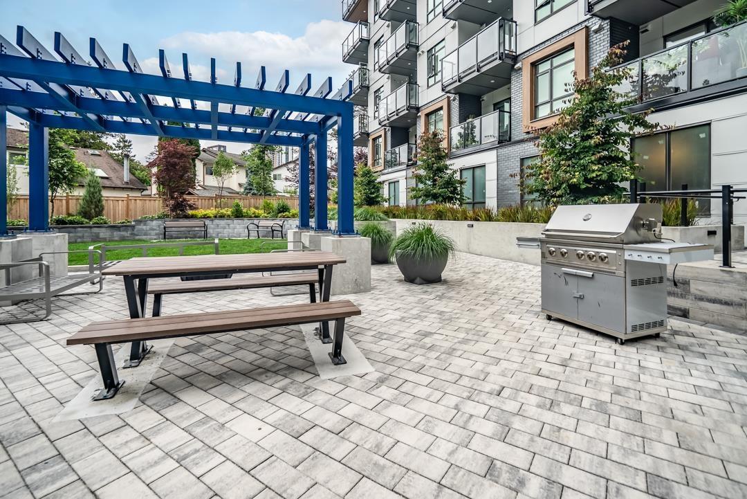 Photo 14 of 422 13968 Laurel Drive, Surrey BC