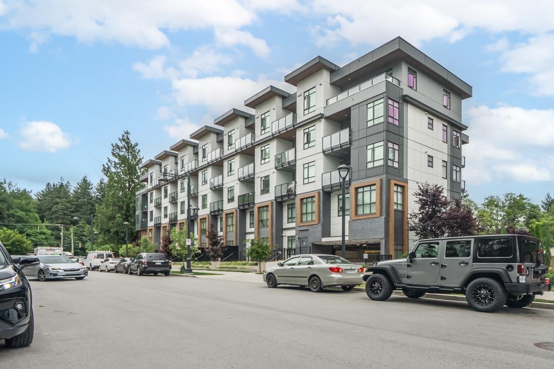 Photo 20 of 422 13968 Laurel Drive, Surrey BC