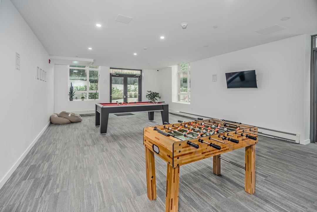 Photo 19 of 422 13968 Laurel Drive, Surrey BC