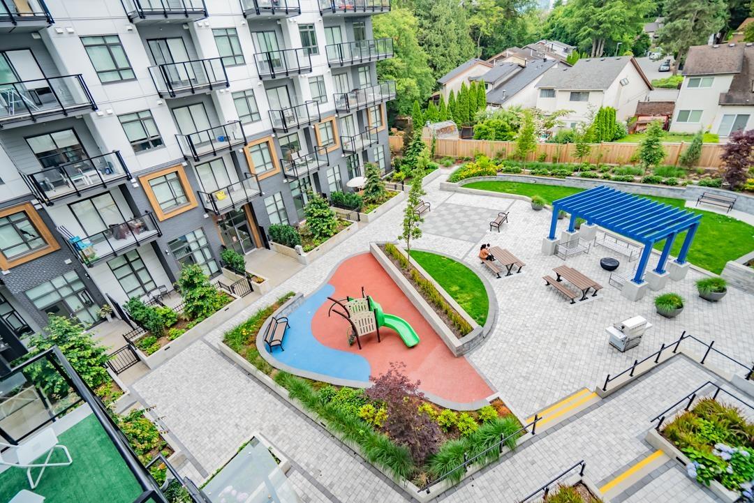 Photo 13 of 422 13968 Laurel Drive, Surrey BC