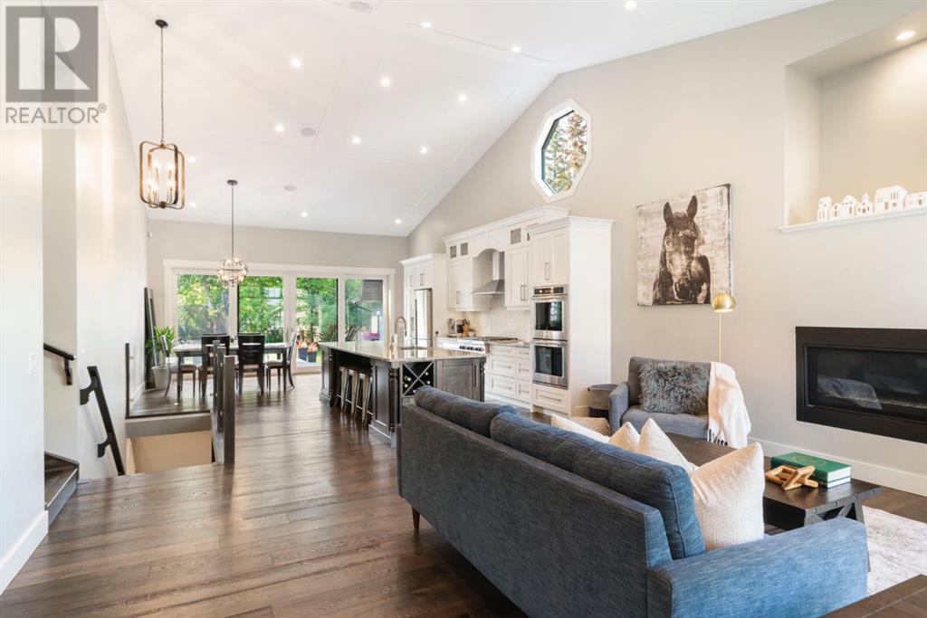 Single Family House Bungalow for Sale in  Grove Hill Place SW Glendale Calgary 