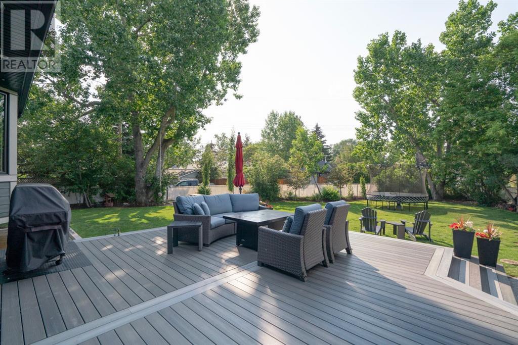 Single Family House Bungalow for Sale in  Grove Hill Place SW Glendale Calgary 