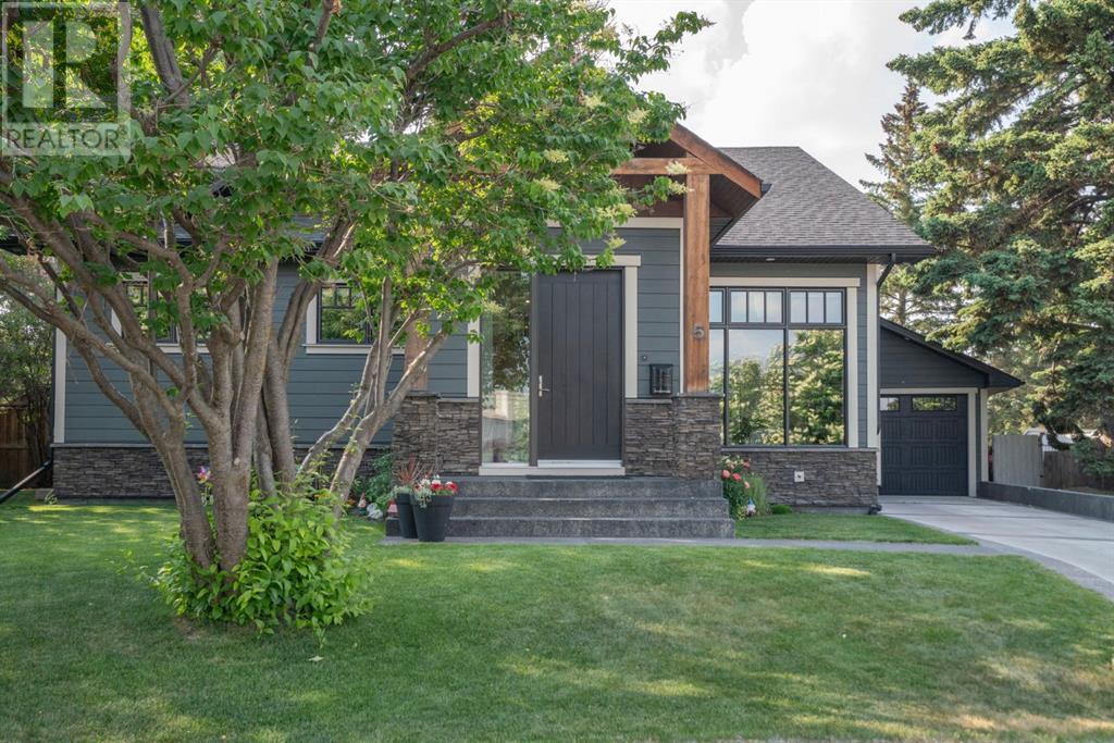 5 Grove Hill Place SW, Calgary, Alberta
