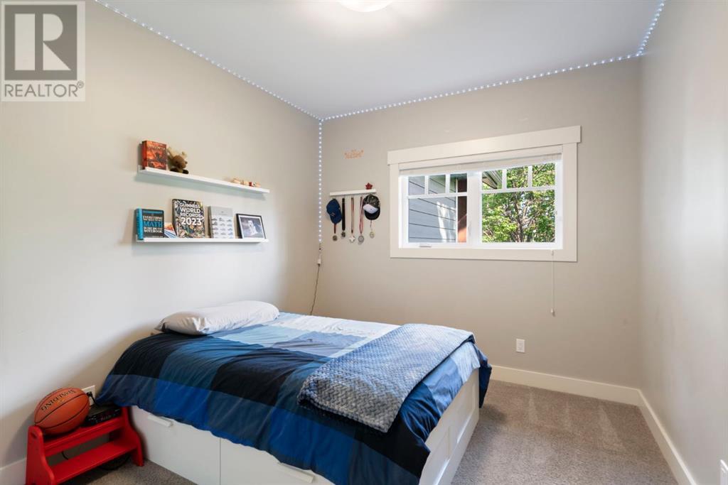 Single Family House Bungalow for Sale in  Grove Hill Place SW Glendale Calgary 