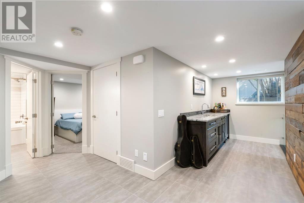 Single Family House Bungalow for Sale in  Grove Hill Place SW Glendale Calgary 