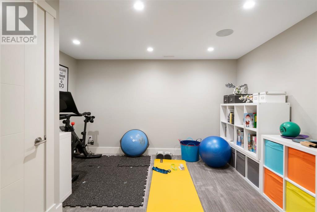 Single Family House Bungalow for Sale in  Grove Hill Place SW Glendale Calgary 