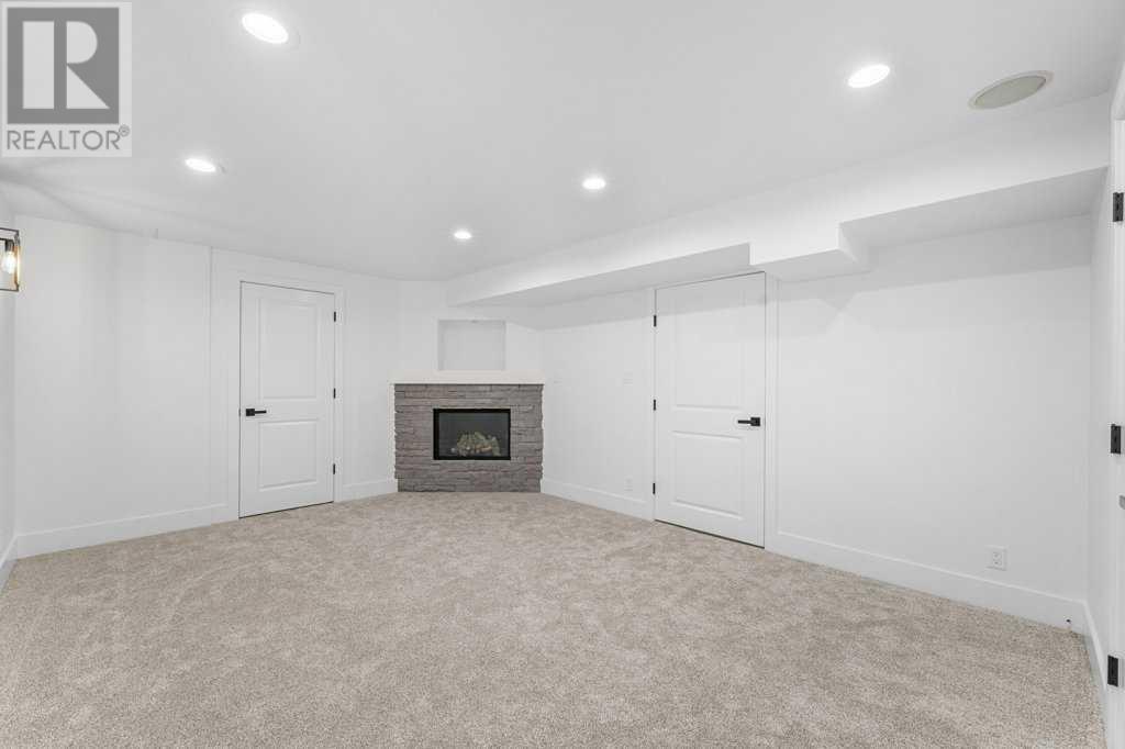 Single Family House for Sale in  Mckenzie Lake Point SE McKenzie Lake Calgary 