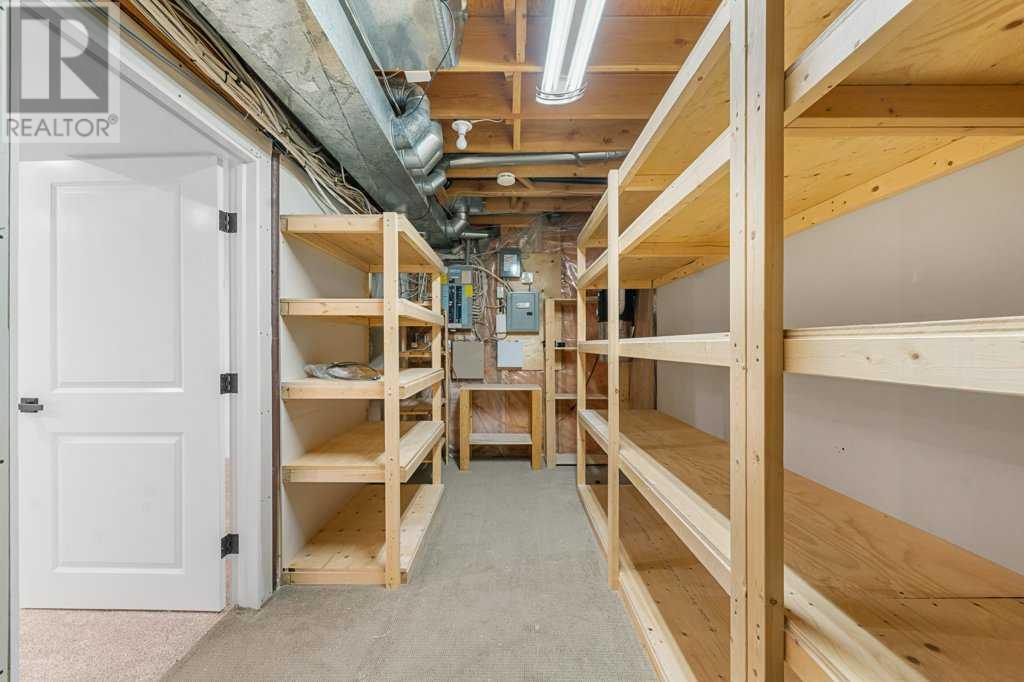 Single Family House for Sale in  Mckenzie Lake Point SE McKenzie Lake Calgary 