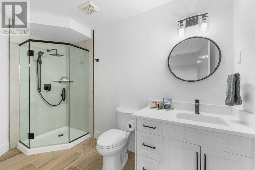Single Family House for Sale in  Mckenzie Lake Point SE McKenzie Lake Calgary 