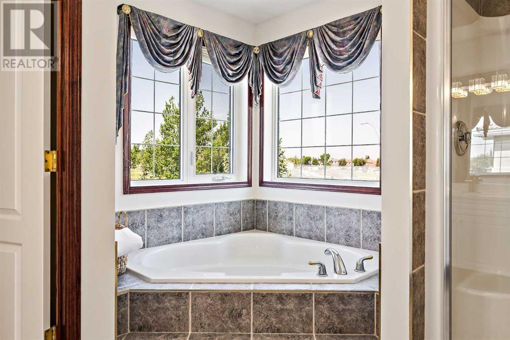 Single Family House for Sale in  Hamptons Boulevard NW Hamptons Calgary 