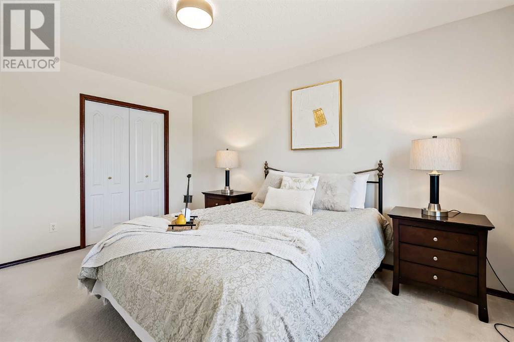 Single Family House for Sale in  Hamptons Boulevard NW Hamptons Calgary 