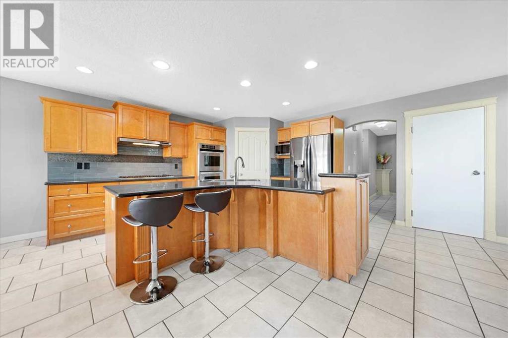 Single Family House for Sale in  Royal Ridge Rise NW Royal Oak Calgary 
