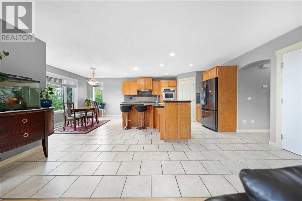 Single Family House for Sale in  Royal Ridge Rise NW Royal Oak Calgary 