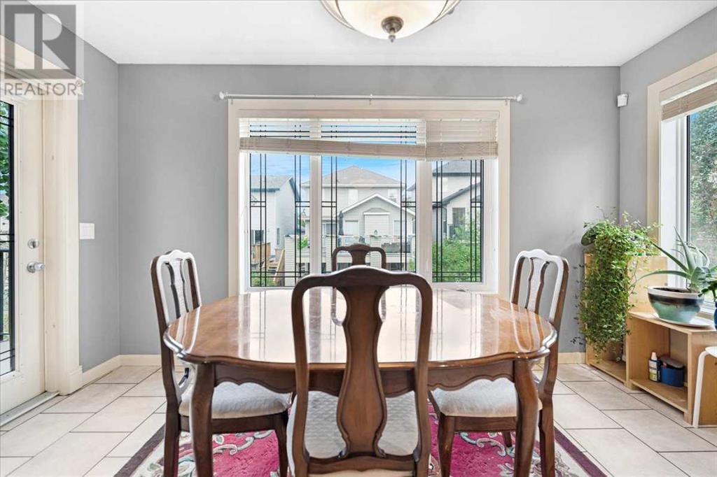 Single Family House for Sale in  Royal Ridge Rise NW Royal Oak Calgary 
