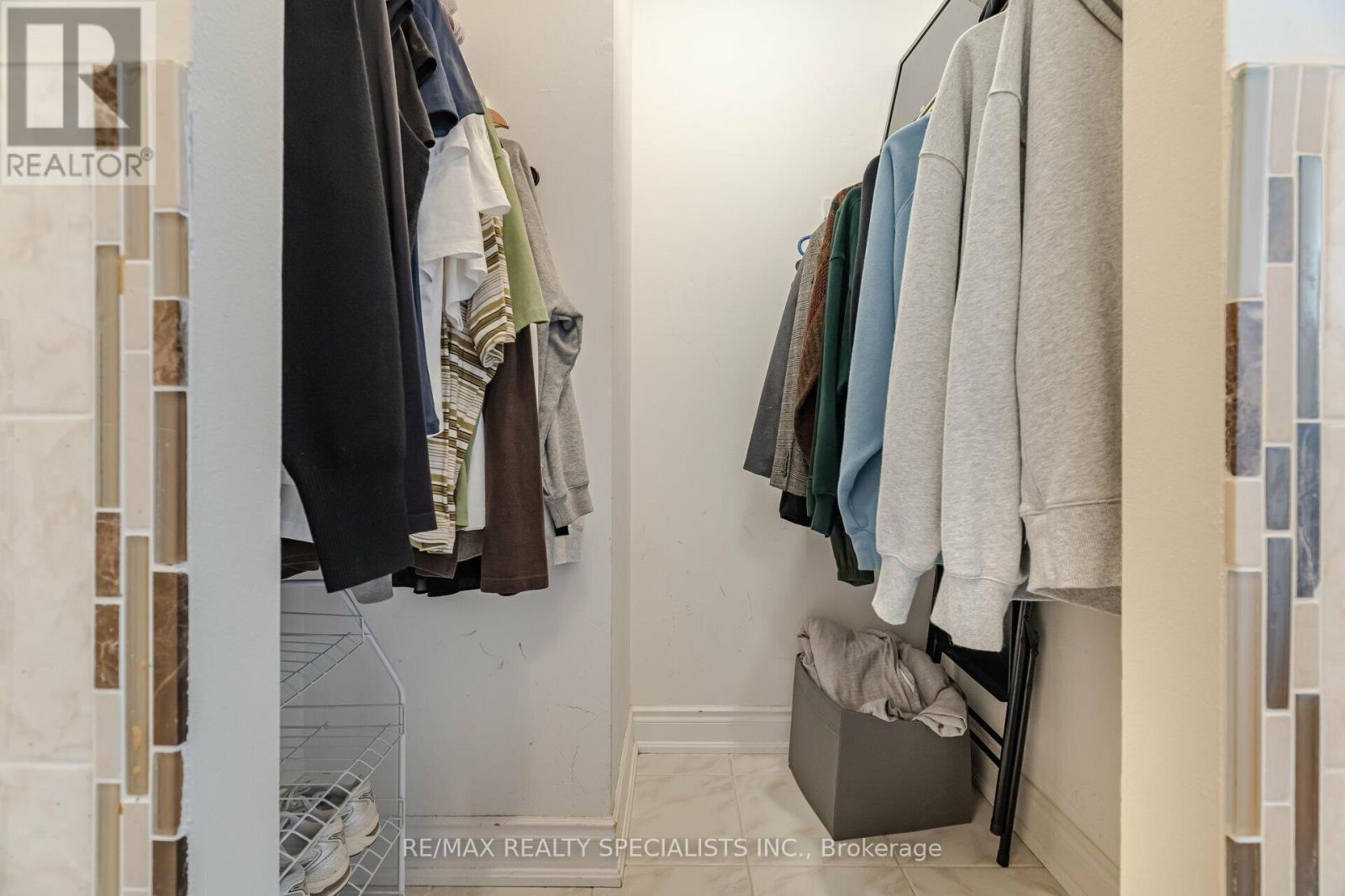 Photo 27 of 915 370 Dixon Road, Toronto ON