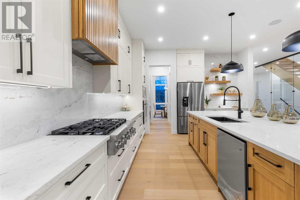Single Family House for Sale in   Avenue NW Montgomery Calgary 