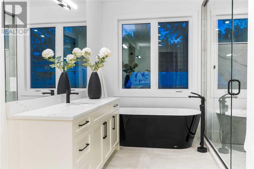 Single Family House for Sale in   Avenue NW Montgomery Calgary 