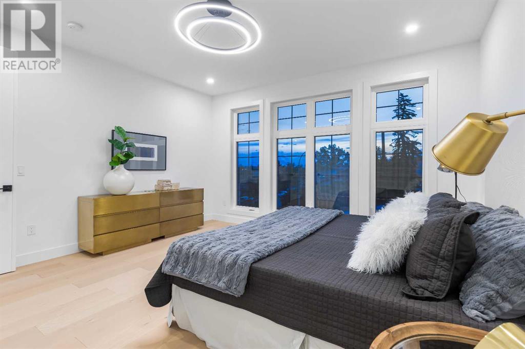 Single Family House for Sale in   Avenue NW Montgomery Calgary 