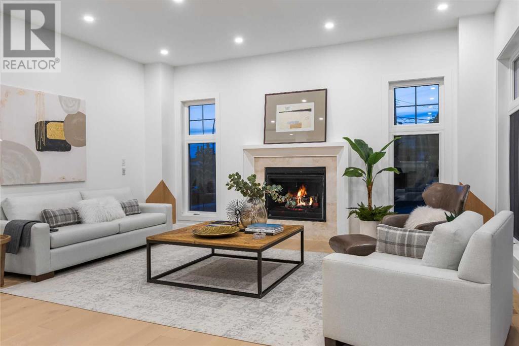 Single Family House for Sale in   Avenue NW Montgomery Calgary 