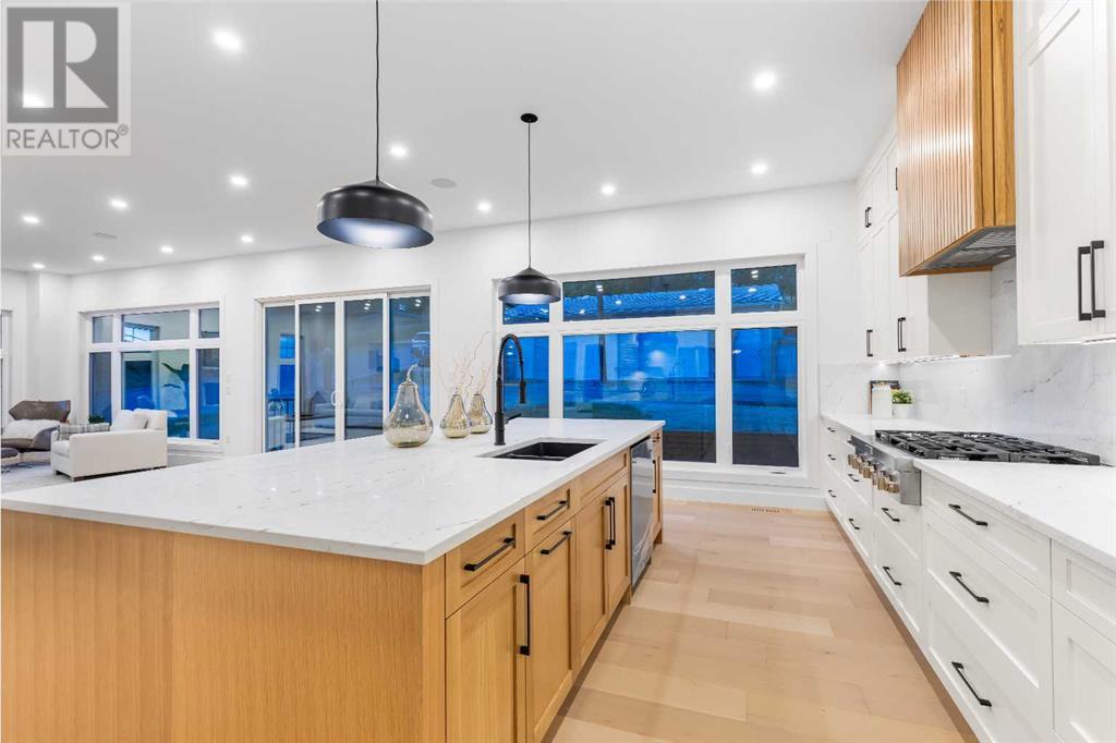 Single Family House for Sale in   Avenue NW Montgomery Calgary 
